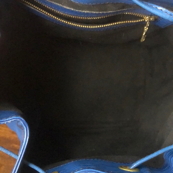 LOUIS VUITTON Petite Noe Toledo Blue Epi Leather Drawstring Bucket Bag AUTHENTIC - Picture 11 of 17